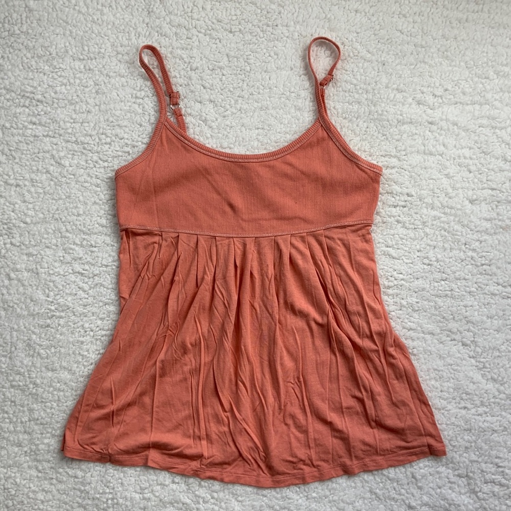 Elle woman’s peach tank top M